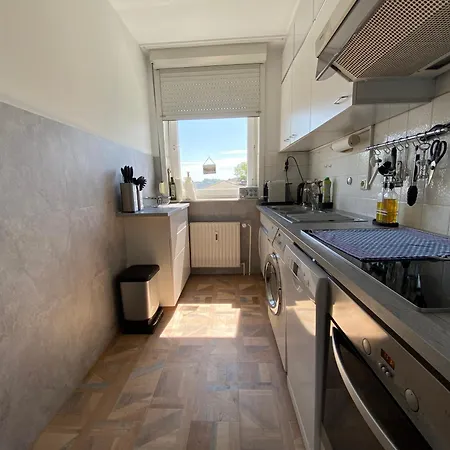Sadebo Traveblick Mit Balkon - Parkplatz - 6 Gaste Apartment